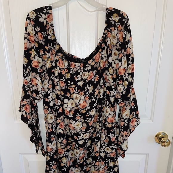 Floral Tunic - Picture 1 of 3